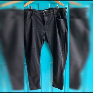 Black Skinny Jeans